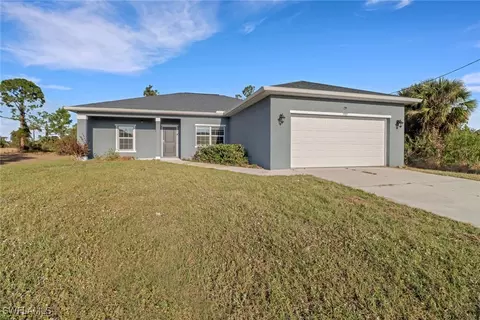 3909 NE 17th Ave, Cape Coral, FL 33909