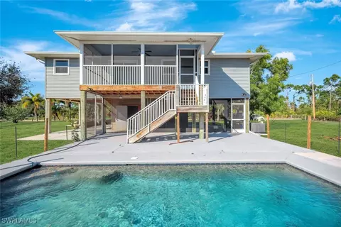 6401 Mannheim Rd, Bokeelia, FL 33922
