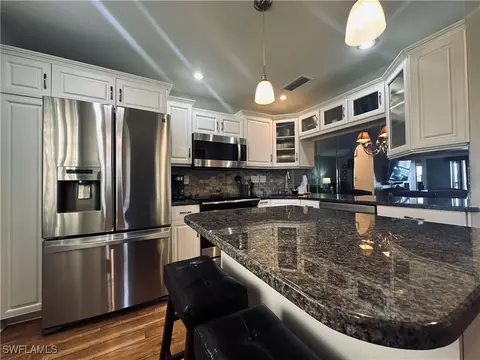 11300 Caravel Cir #204, Fort Myers, FL 33908