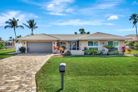 138 SW 53rd Ter, Cape Coral, FL 33914