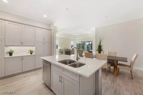 8917 Yucatan Ct, Naples, FL 34112 photo 6