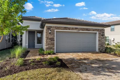 2159 Yellowfin Cir, Naples, FL 34114