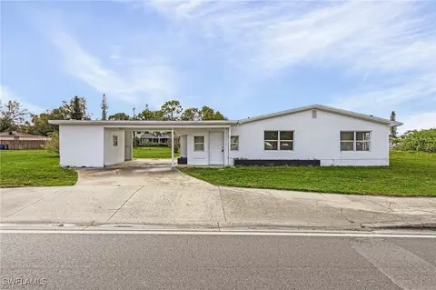 900 Leeland Heights Blvd E, Lehigh Acres, FL 33936