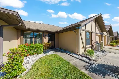 9294 Lennex Ln, Fort Myers, FL 33919