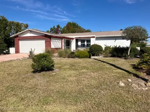 1215 SE 29th St, Cape Coral, FL 33904