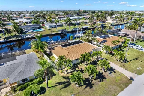 2824 SE 18th Ct, Cape Coral, FL 33904