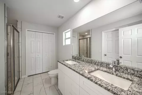 Bath - 8024 Melody Cir, Labelle, FL 33935 photo 1 of 3