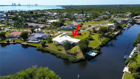 1751 Coral Way, North Fort Myers, FL 33917