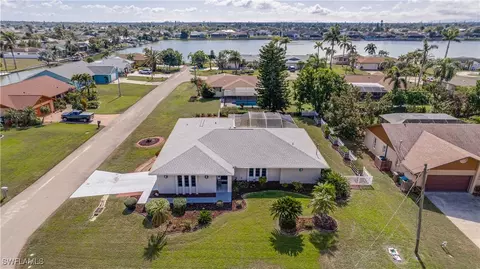 1912 SE 2nd St, Cape Coral, FL 33990