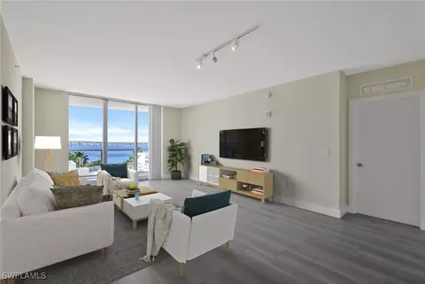 3000 Oasis Grand Blvd #605, Fort Myers, FL 33916
