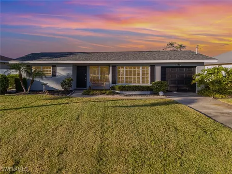 1407 SW 52nd Ter, Cape Coral, FL 33914