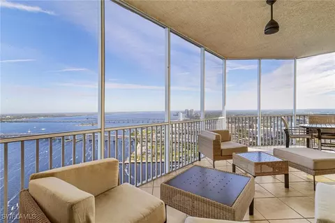 2090 W First St #3206, Fort Myers, FL 33901