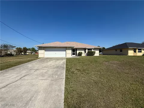 3908 13th St W, Lehigh Acres, FL 33971