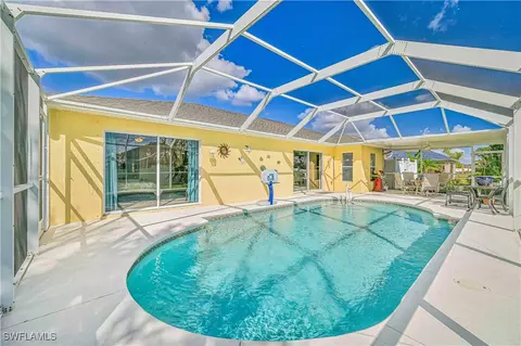 1714 NW 17th St, Cape Coral, FL 33993