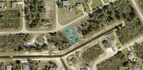 136 Pageant St, Lehigh Acres, FL 33974