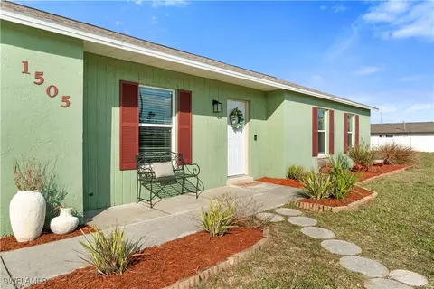1505 NE 15th Ter, Cape Coral, FL 33909