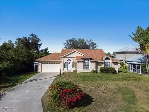 753 Bently St E, Lehigh Acres, FL 33974