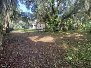 1034 Collier Ln, Moore Haven, FL 33471