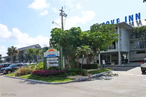 900 Broad Ave S #138, Naples, FL 34102