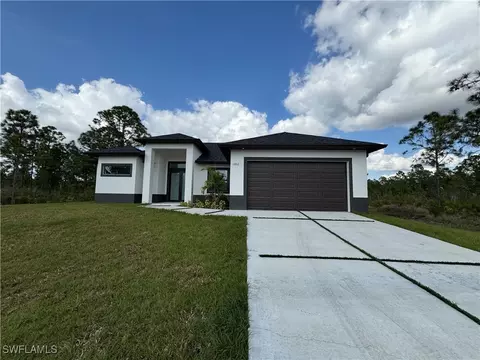 1802 W 9th St, Lehigh Acres, FL 33972