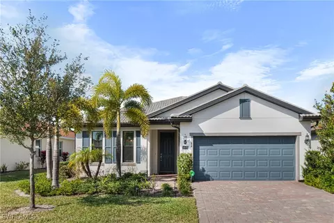 16051 Palmetto Prairie Dr, Alva, FL 33920