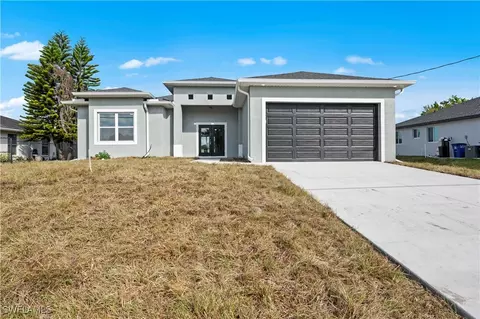 5318 Beauty St, Lehigh Acres, FL 33971