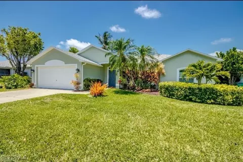 2722 SE 8th Pl, Cape Coral, FL 33904