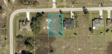 464 Paddock St, Lehigh Acres, FL 33974