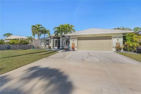 7310 Pomegranate Dr, Bokeelia, FL 33922