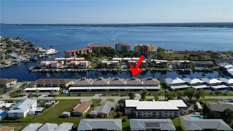 4023 SE 19th Pl #207, Cape Coral, FL 33904