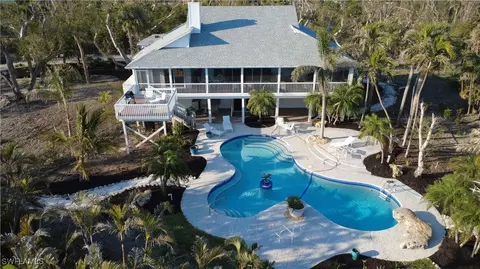 3000 Turtle Gait Ln, Sanibel, FL 33957