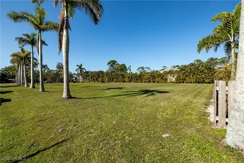 7322 Pomegranate Dr, Bokeelia, FL 33922