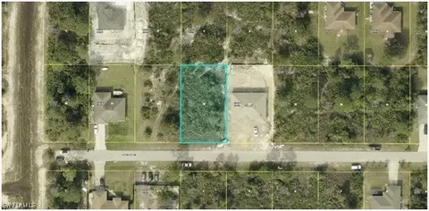 3010 39th St W, Lehigh Acres, FL 33971