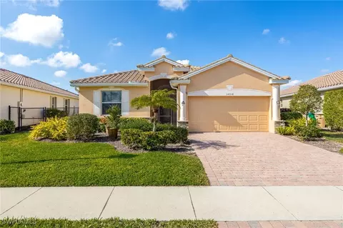 3458 Malagrotta Cir, Cape Coral, FL 33909