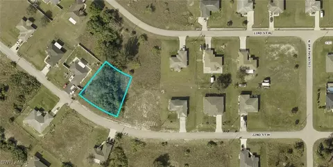 3912 22nd St W, Lehigh Acres, FL 33971