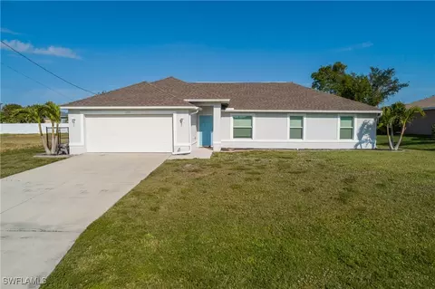 1427 SW 4th Ln, Cape Coral, FL 33991