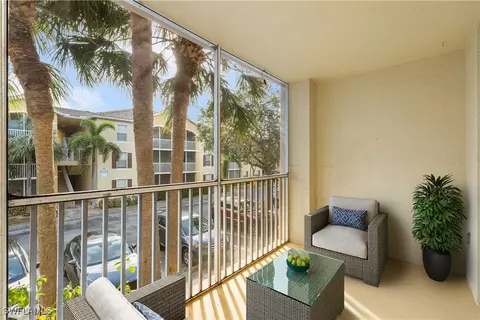 4121 Residence Dr #315, Fort Myers, FL 33901