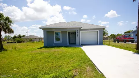 3428 Jeffcott St, Fort Myers, FL 33916