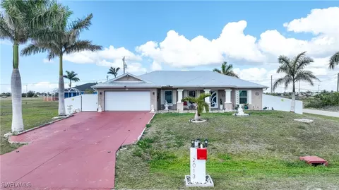 2013 NE 15th Ter, Cape Coral, FL 33909