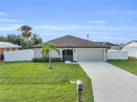 1630 SE 8th Pl, Cape Coral, FL 33990