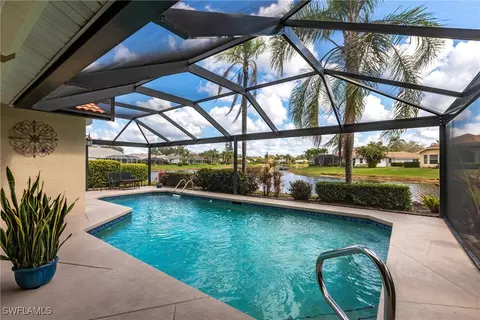 10892 Longshore Way W, Naples, FL 34119