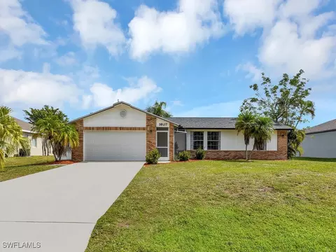 1607 SW 6th Pl, Cape Coral, FL 33991