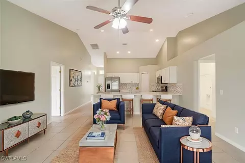 1215 NW 8th Pl, Cape Coral, FL 33993