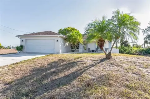 3725 W Gator Cir, Cape Coral, FL 33909