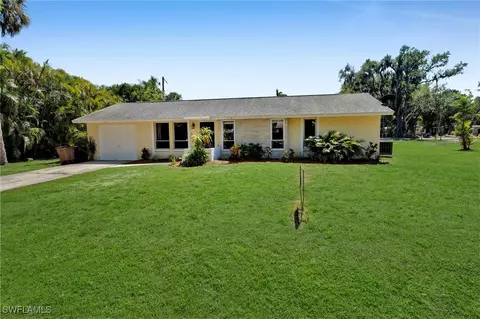 211 Labelle Ave, Fort Myers, FL 33905