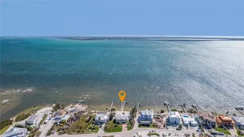 3177 Vacation Ln, Saint James City, FL 33956