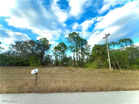 833 Sunrise Blvd, Lehigh Acres, FL 33974
