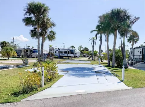 19681 Summerlin Apt 207 Rd, Fort Myers, FL 33908