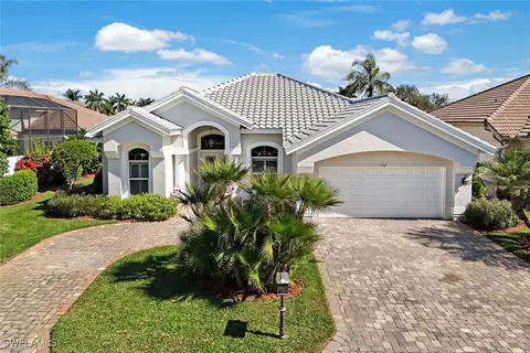 132 Spring Lake Cir, Naples, FL 34119