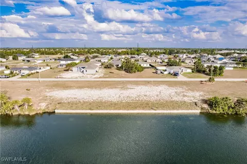 2806 NE 6th Ave, Cape Coral, FL 33909